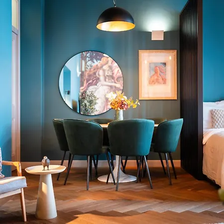 Old Royal Post Boutique Hotel & Premium Suites-3
